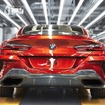 最新デジタル技術を導入して生産される BMW 8シリーズ クーペ 新型