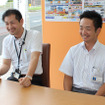 『千葉スバル自動車株式会社成田店』のチーフカーライフアドバイザー・木嶋 亮さん（左）と、カーライフアドバイザー・田川敦士さん。