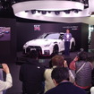 4月17日、東京で発表された日産 GT-R NISMO の2020年モデル。人物は星野朝子専務執行役員。