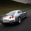 日産 GT-R の実用燃費を知りたい…e燃費に初の登録