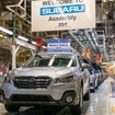 スバル オブ インディアナ オートモーティブからスバルの米国生産400万台目となったアウトバックがラインオフ