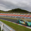 GT300クラス予選2位の#52 マークX MC。