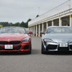 トヨタ スープラ 新型（右）とBMW Z4（左）