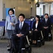 2019年5月に実施した自動追従電動車いすの実証実験の様子