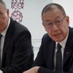 ランクセスの経営委員会メンバー フーバト・フィンク博士（左）と銭明誠アジアパシフィックプレジデント（右）