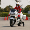 【東京モーターサイクルショー08】写真蔵…警視庁 女性白バイ隊の模範走行