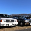 トヨタ コンフォート(左)とトヨタクラウンセダン