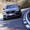 ボルボXC90 D5 AWD Rデザイン