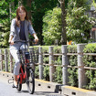 電動アシスト付き自転車での移動は移動の効率を高めてくれる