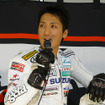 【鈴鹿8耐 08】山本寛斎が戦国風レースクイーンと登場！