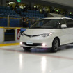 TOYO Winter TRANPATH MK4…スケートリンクでタイヤ発表会