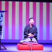 ハーレー落語を披露する落語家の立川吉笑さん