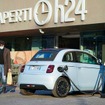 イタリアの「カルフール」で買い物中の30分に充電できるフィアット 500 新型