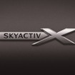 SKYACTIV-X フェンダーバッジ