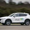 eFuelアライアンスのデカールを装着したマツダ CX-5