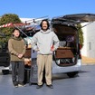 本田技術研究所デザインセンターオートモービルデザイン開発室プロダクトデザインスタジオデザイナーの佐藤友哉さん(右)と本田技術研究所デザインセンターオートモービルデザイン開発室プロダクトデザインスタジオデザイナーの荒木紀充さん(左)