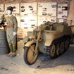 プライベートミュージアム「社長の小部屋」の展示品や展示車両（Sd.kfz.2 ケッテンクラート）