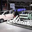上海モーターショーに展示された中国メーカーの小型EV。