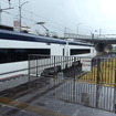 京成線ミステリーツアー：ちはら台駅到着。AE形8両編成に対してホームが短く、前から1両半は外れて停車した。