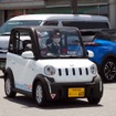 超小型EV“ジャイアン”は小回りも利くが、ハンドルは意外にクィックなので慎重な操作が求められる