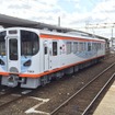 一畑電車は7月9日始発から一部区間を除き再開した。写真は新型車両の7000系。