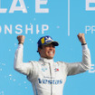 ニック・デ・フリーズは、世界選手権としての最初のシーズンのフォーミュラE王者になった。