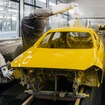 スピードイエローの「BMWインディビジュアル塗装仕上げ」が施された 1シリーズ