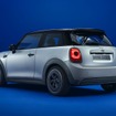 MINIのEVのワンオフモデル「STRIP」