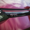 VW ゴルフ GTI フロントエンブレム
