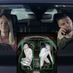 「ドライバー＆キャビンモニタリングシステム」ではドライバーがスマホを使っている状態も把握できる