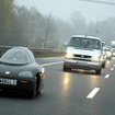 【新聞ウォッチ】VW、100km/リットル走行の超省エネ車を公開