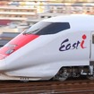 残雪検知システムに使われる新幹線電気軌道総合試験車E926形「East-i」。