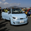 イベントには、発売前の電気自動車「フィアット500e」も。「かわいい！」と人気に