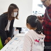 町のクルマ屋さんでお勉強？ 　家族みんなで「暮らしのヒント」を学ぶ… 奈良市・ガラージュモリ