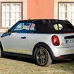 MINI クーパー SE コンバーチブル