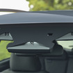 ステレオカメラよりも広角で、二輪車/歩行者を認識できる単眼カメラを新採用し3眼カメラとなった。