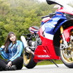 ホンダ CBR1000RR-Rと美音響華氏