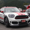 会場に集まった個性的なMINI