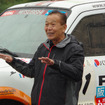 「チーム三菱ラリーアート」総監督は2002年、2003年にダカールラリーを制した三菱自動車の増岡浩氏