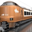 273系のエクステリアデザイン。車体の衝突安全対策や機器の二重系化などが図られる。