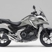 ホンダ NC750X（パールディープマッドグレー）