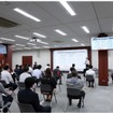 日野の経営情報共有会の様子