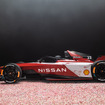 桜のデザインを取り入れた日産のフォーミュラEマシン「NISSAN e-4ORCE 04」