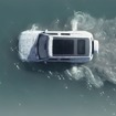 BYD 仰望のオフロードSUV「U8」（プロトタイプ。水上テスト走行の様子）