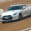日産 GT-R、アラブの山岳路で走行チャレンジ