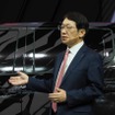 自ら登壇してXRT Conceptのプレゼンを行った三菱自動車工業の加藤隆雄代表取締役社長