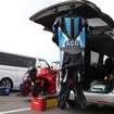レーシングスーツの完成翌日には早速サーキットで慣らし走行を実施した。