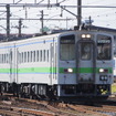 トイレ付きの150番台先頭のキハ143形普通列車。早朝と夜間には札幌でもその姿を見ることができる。