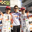 優勝した#36 au TOM'S GR Supraの（左から）坪井翔、伊藤大輔監督、宮田莉朋