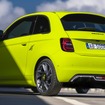 アバルト 500e の「ツーリズモ」